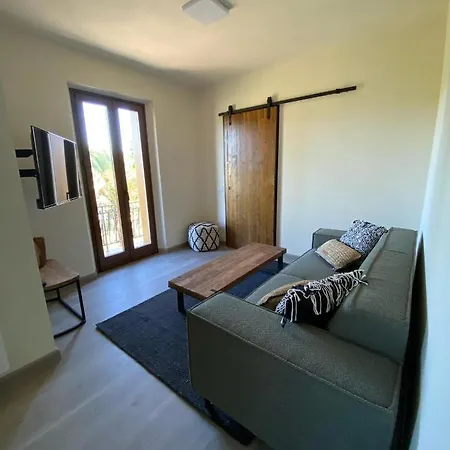 Apartman Casafaro *